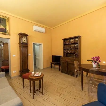 Apartment Florence- Palazzo Pitti